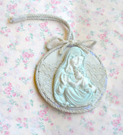 Regalo Bautizo y recién nacido, medallones Virgen Maria Lily Garden& deco
