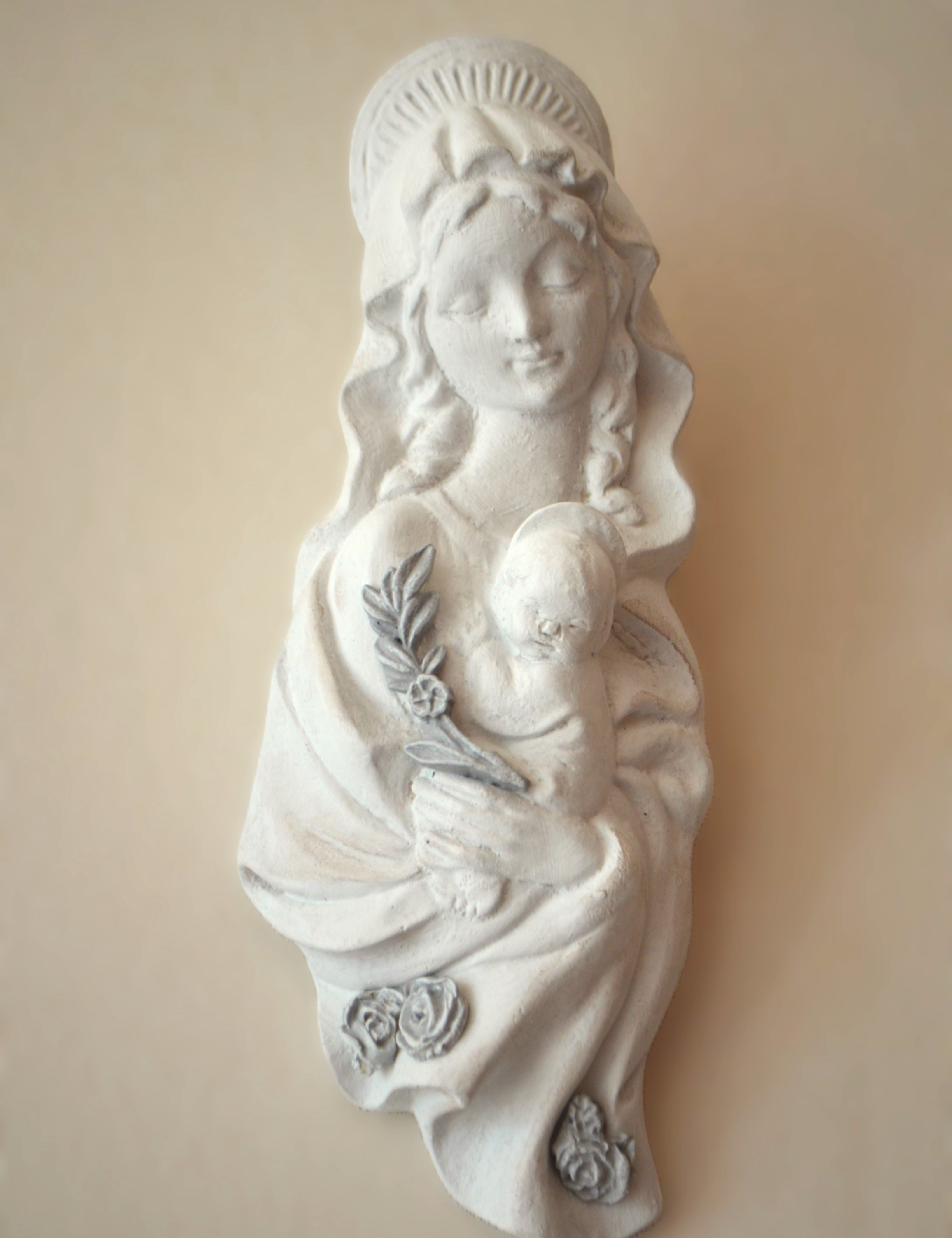 Virgen_larga_entera.jpg