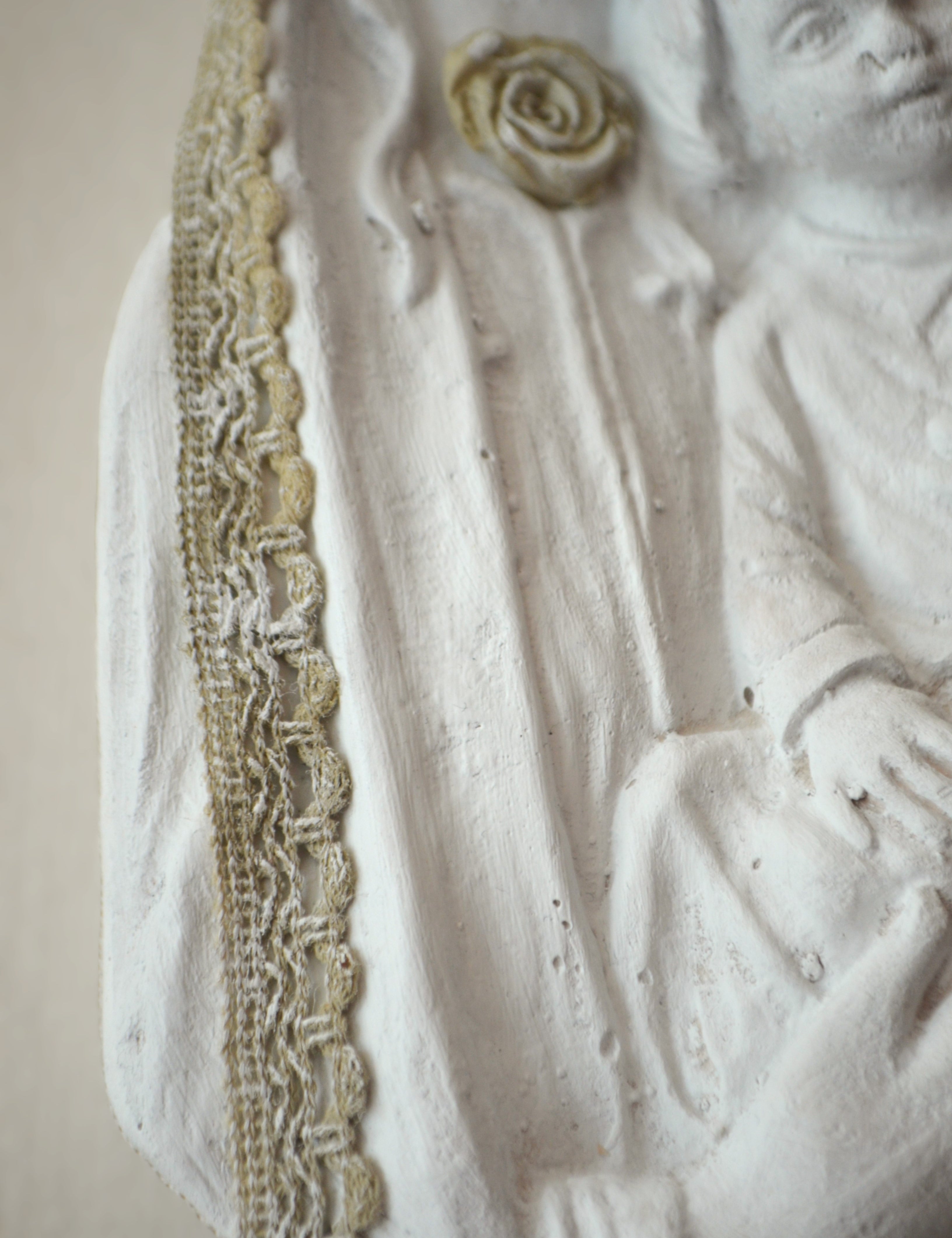 Virgenencajevelodetalle.jpg