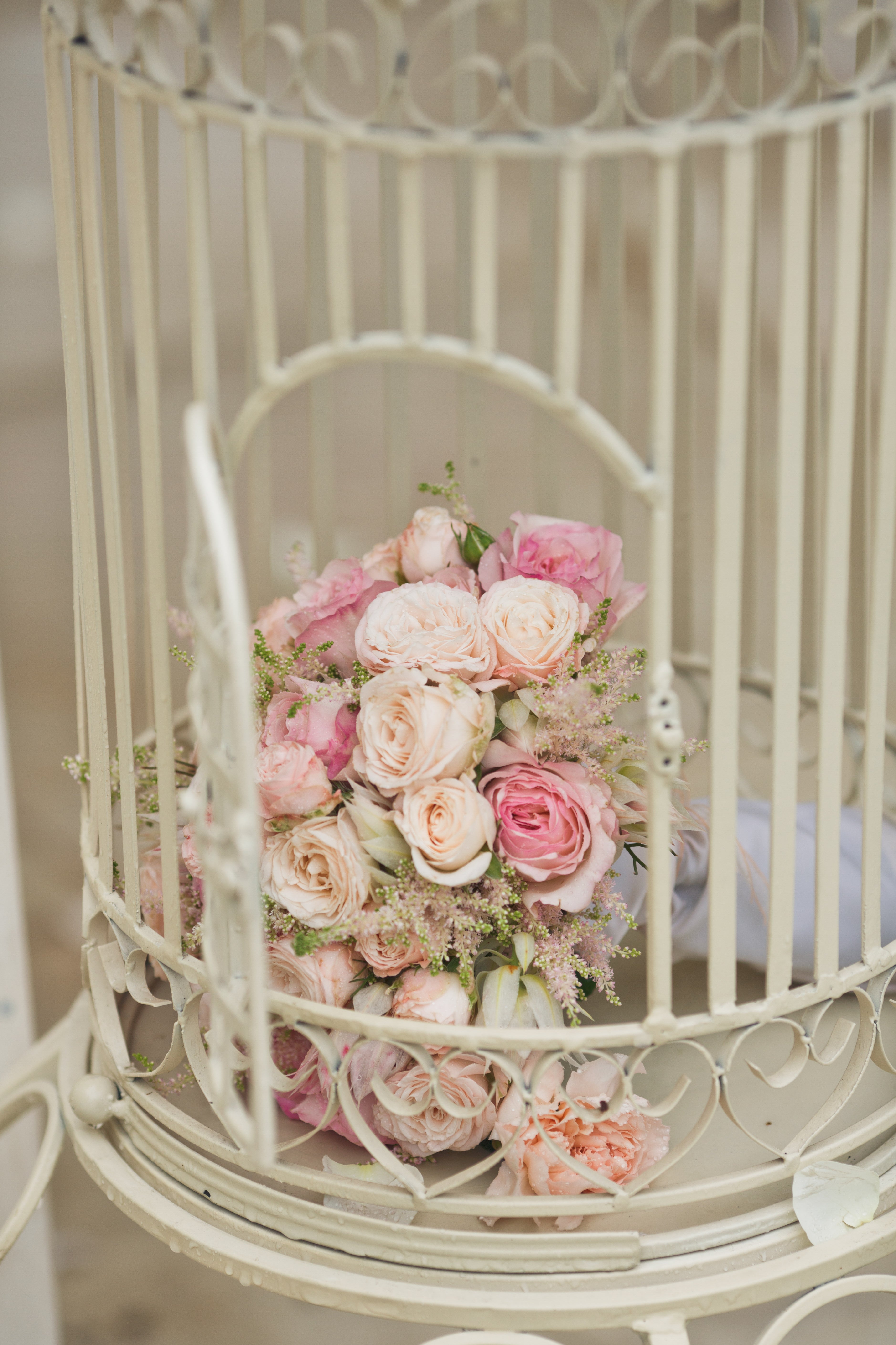 bridal-bouquet-inside-cage.jpg